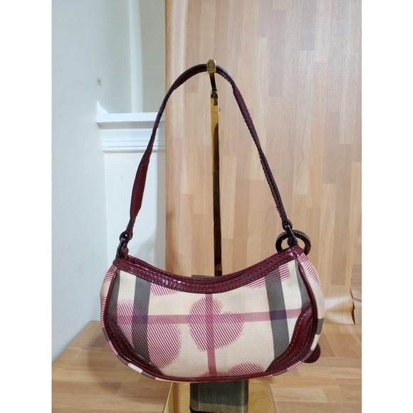 Burberry Rare London Heart Pochette - Picture 3 of 10